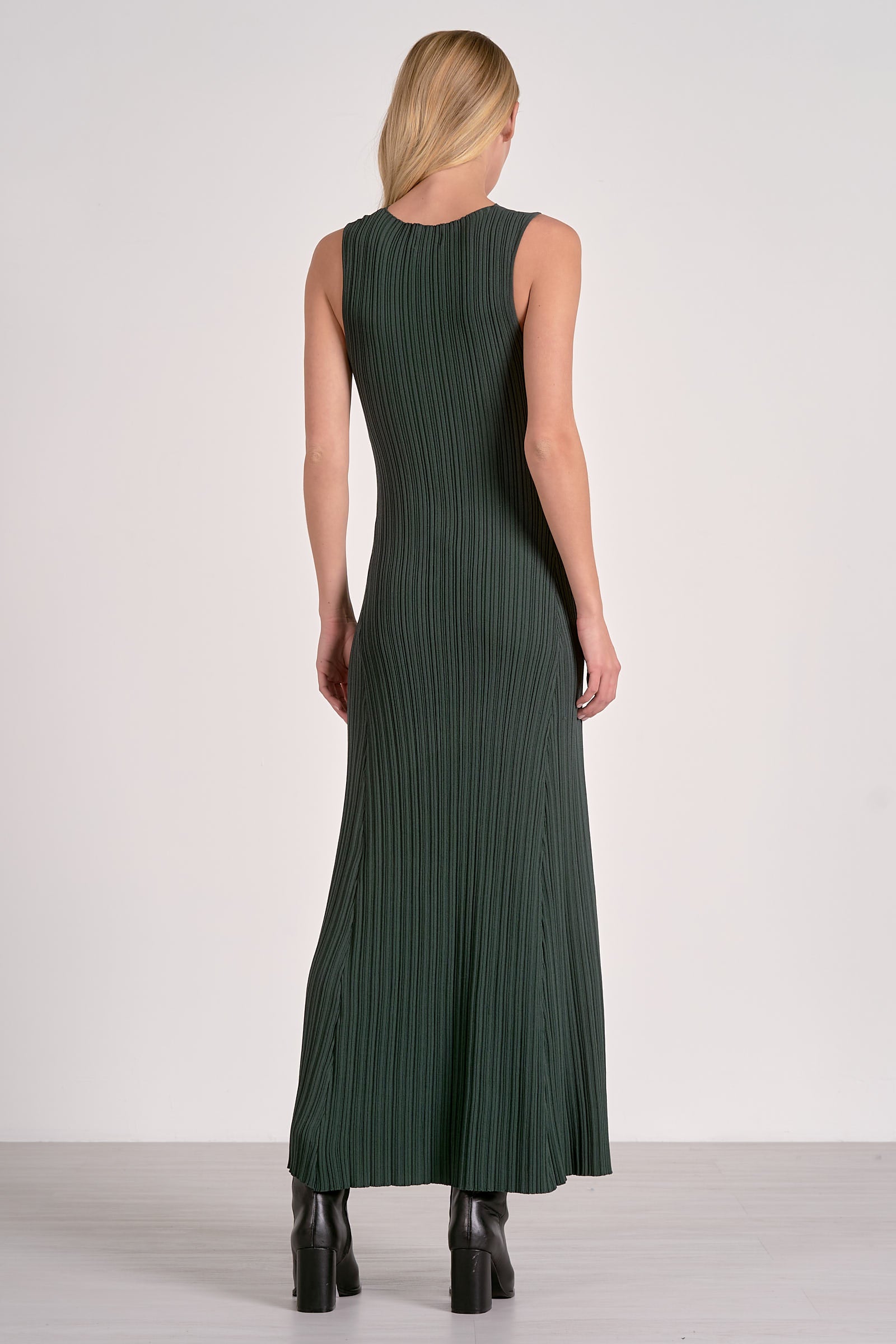 Elan Sloane Maxi Dress-Pine-Hand In Pocket