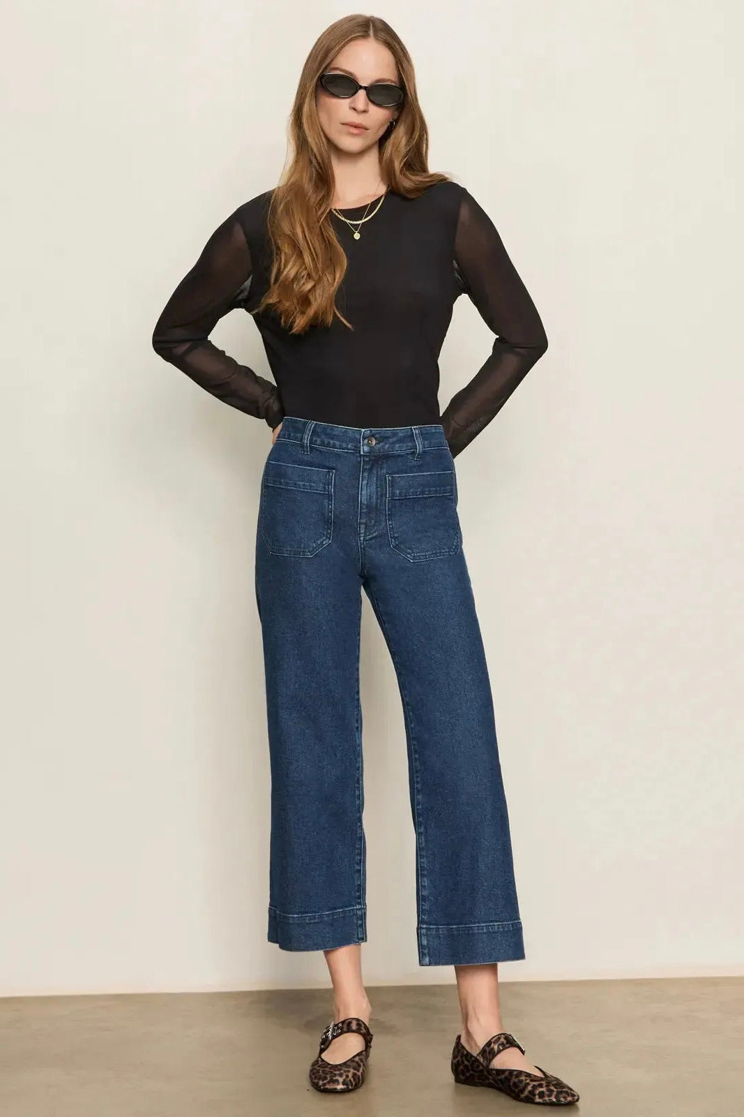 Pants – Hand In Pocket
