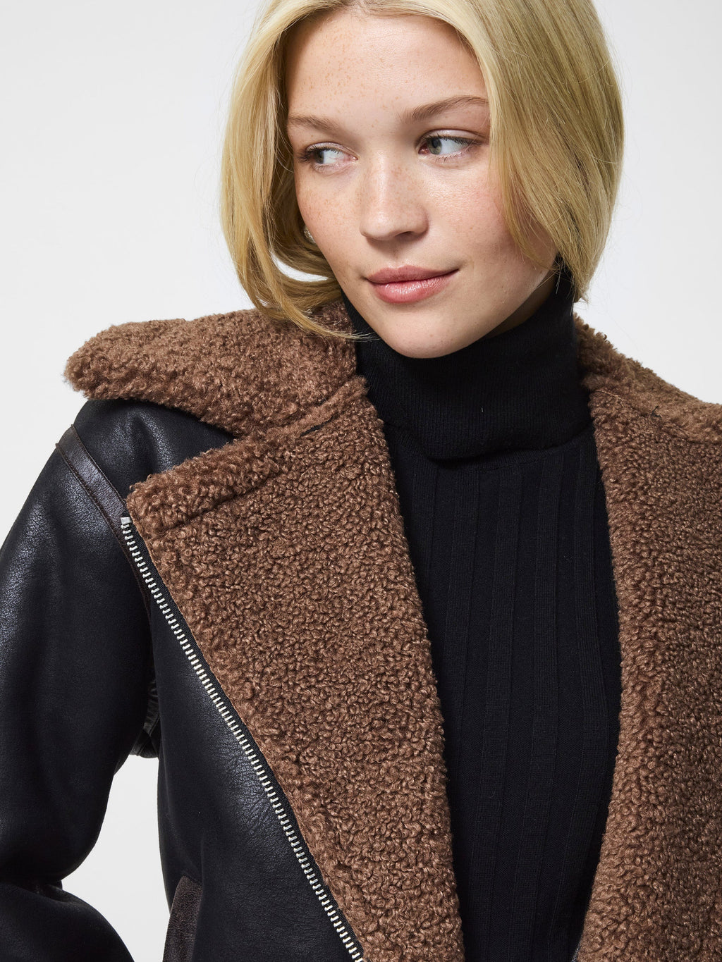 Light Weight Jackets – Hand In Pocket