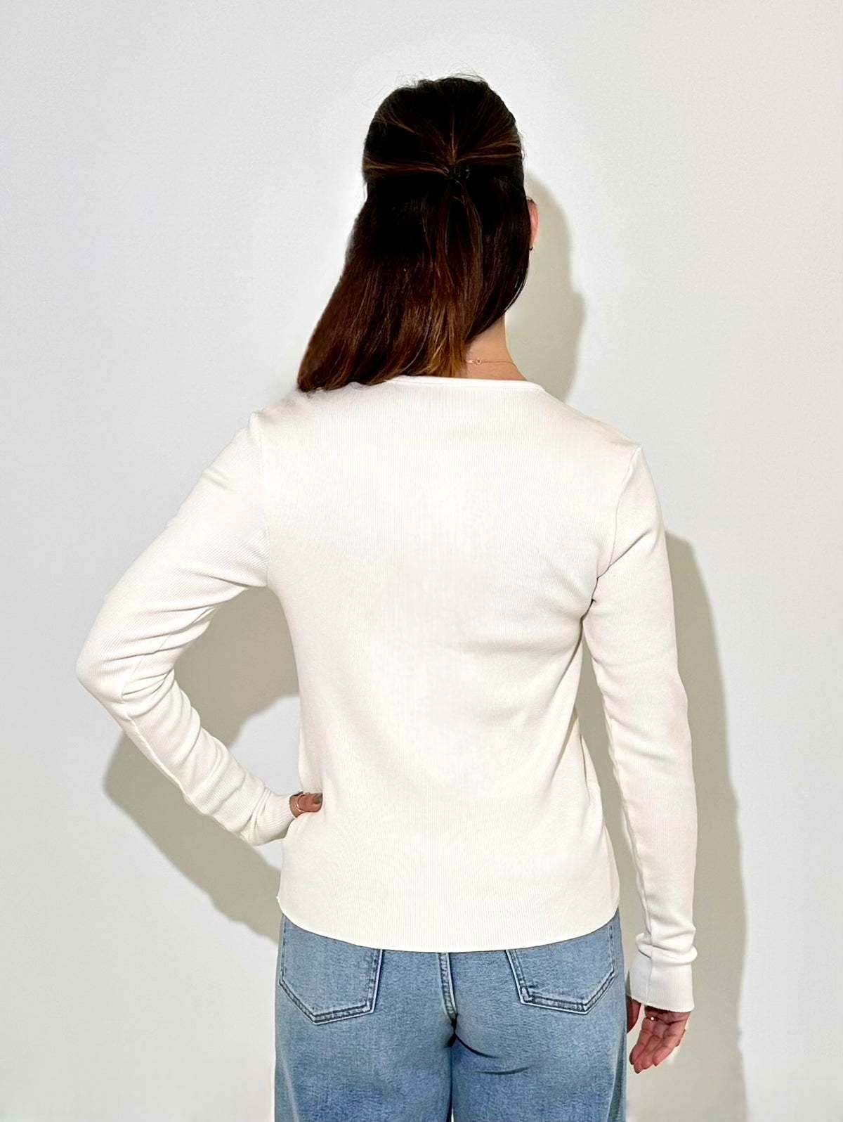 Bobi V Neck Cardigan - Linen-Hand In Pocket