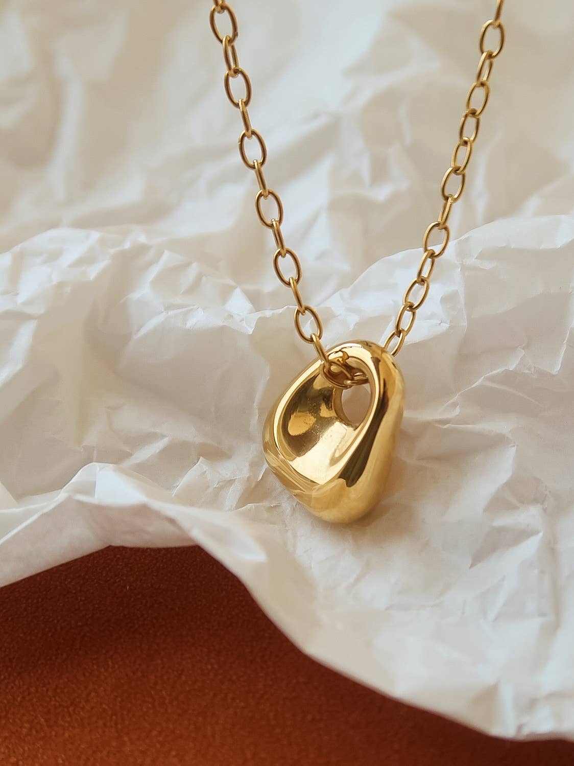 Rosélia Charm Necklace - Yellow Gold-Hand In Pocket
