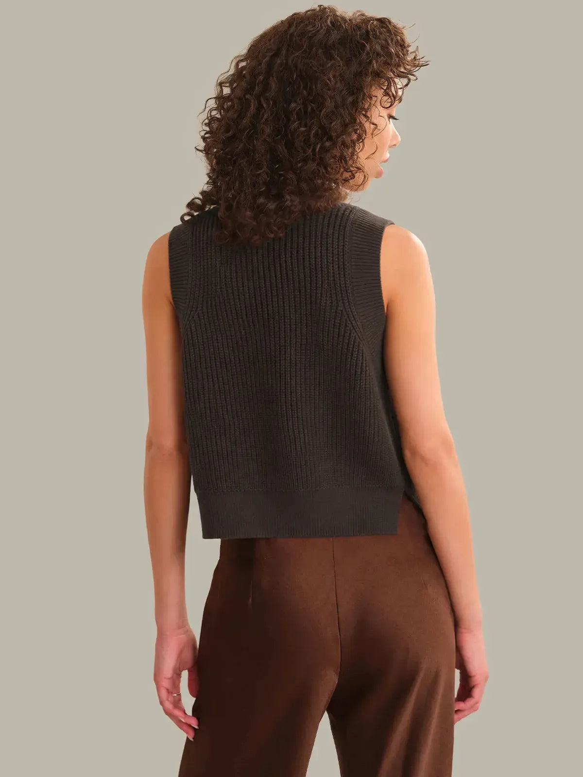 525 America Demi High Crew Neck Tank - Chocolate Plum-Hand In Pocket