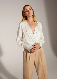 Favorite Daughter The Date Blouse- Ivory Trunk Show- FD Trunk Show-Hand In Pocket