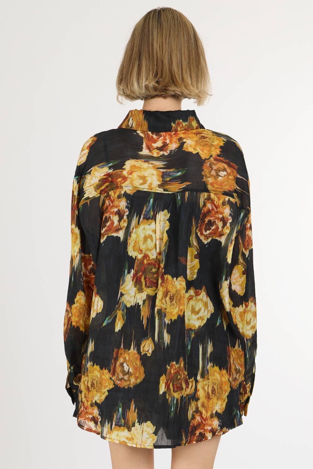 Suri Abstract Floral Shirt and Shorts Set-Hand In Pocket