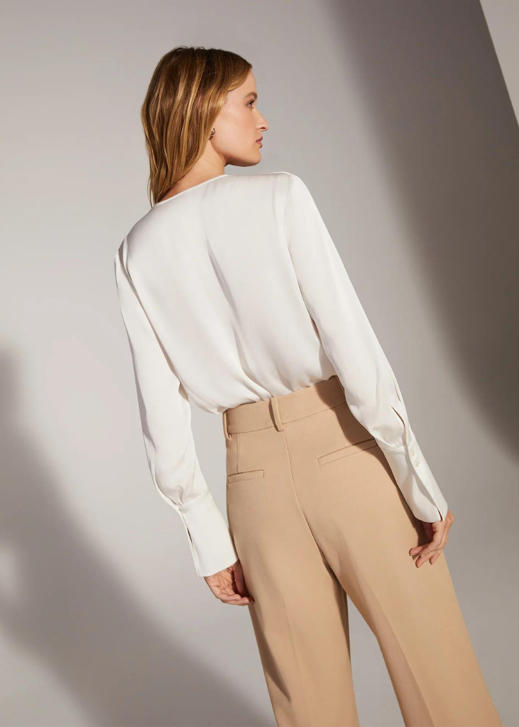 Favorite Daughter The Date Blouse- Ivory Trunk Show- FD Trunk Show-Hand In Pocket