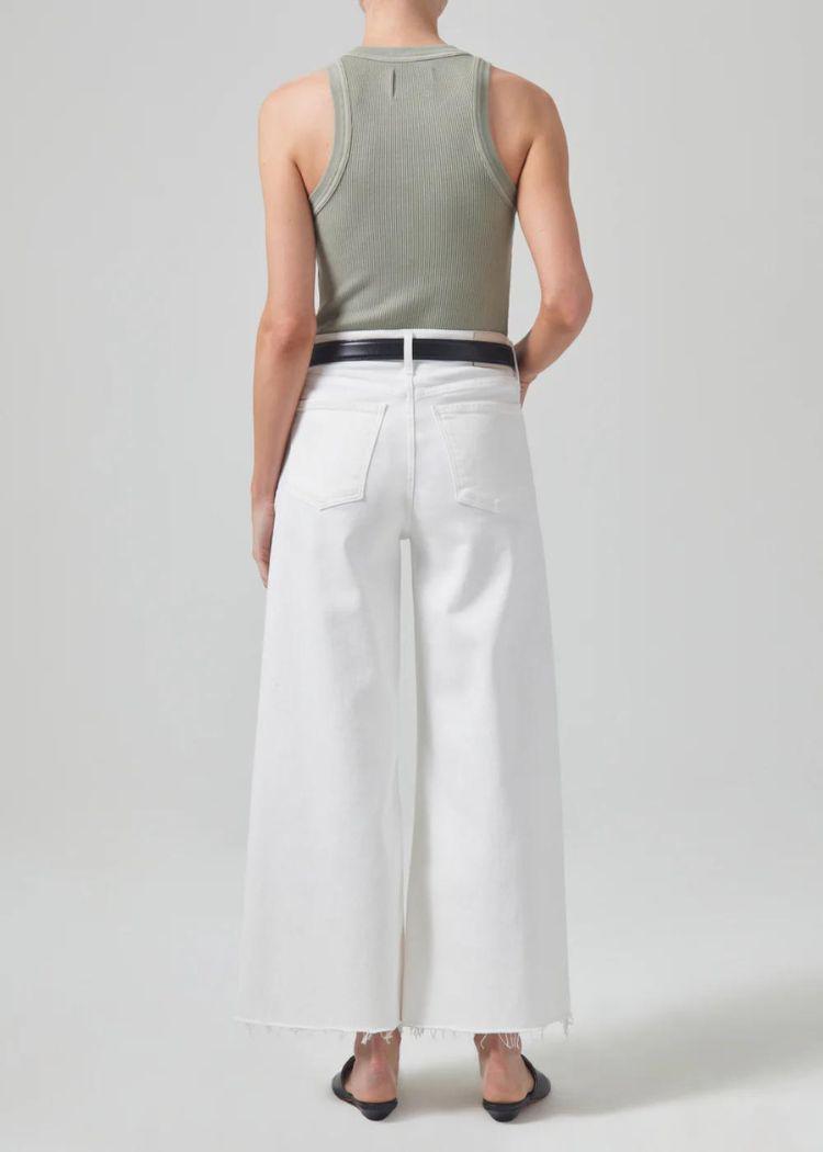 Citizens of Humanity Lyra Crop Wide Leg- White-Hand In Pocket