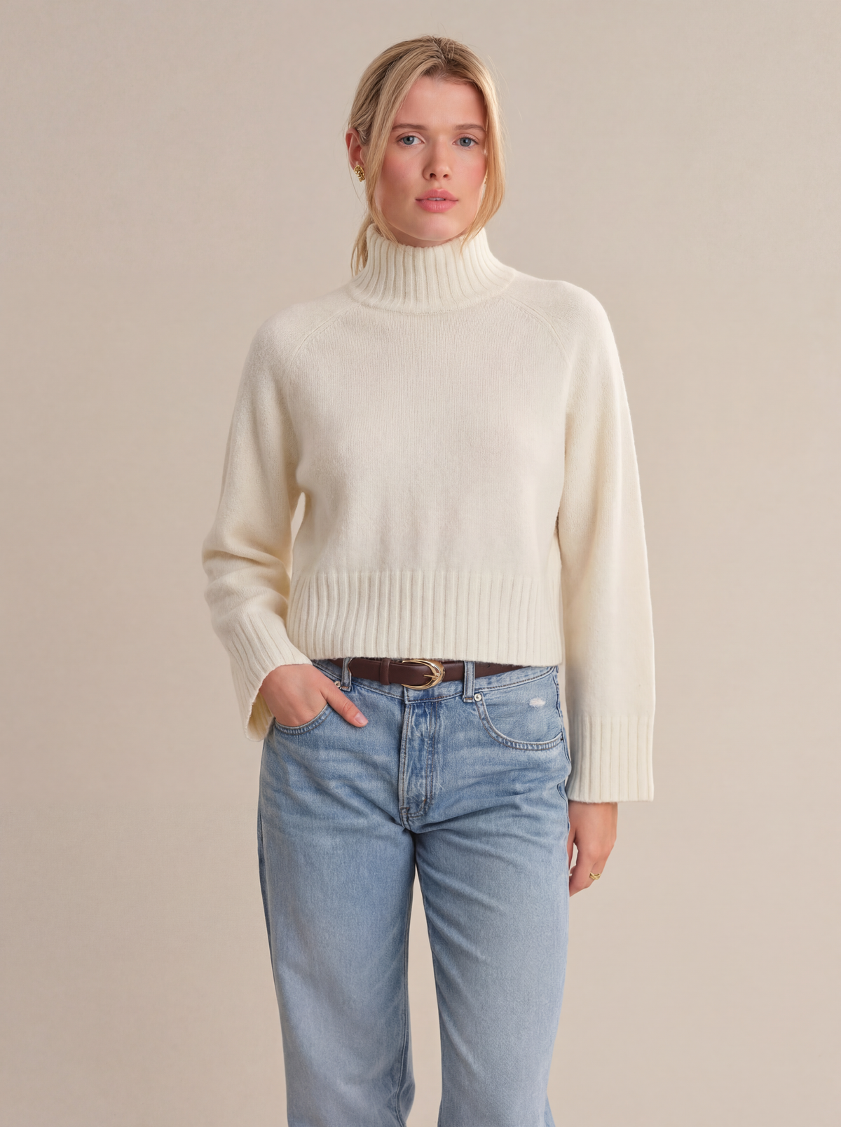 525 America Blayke Mock Pullover - Sea Salt-Hand In Pocket