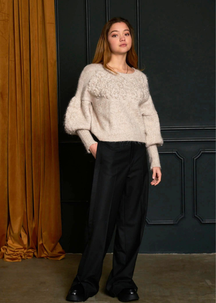 DRA Cynthia Sweater-Hand In Pocket
