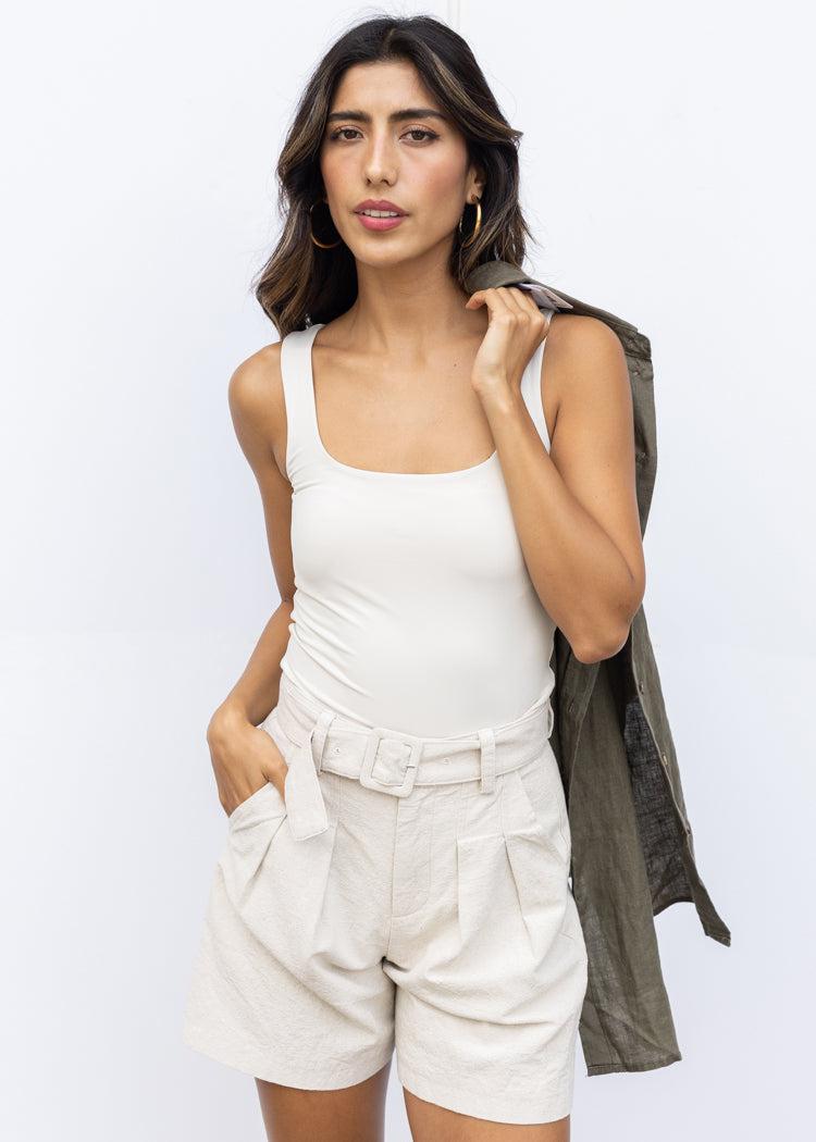 RD Style Mariana Uneck Tank - Champage-Hand In Pocket