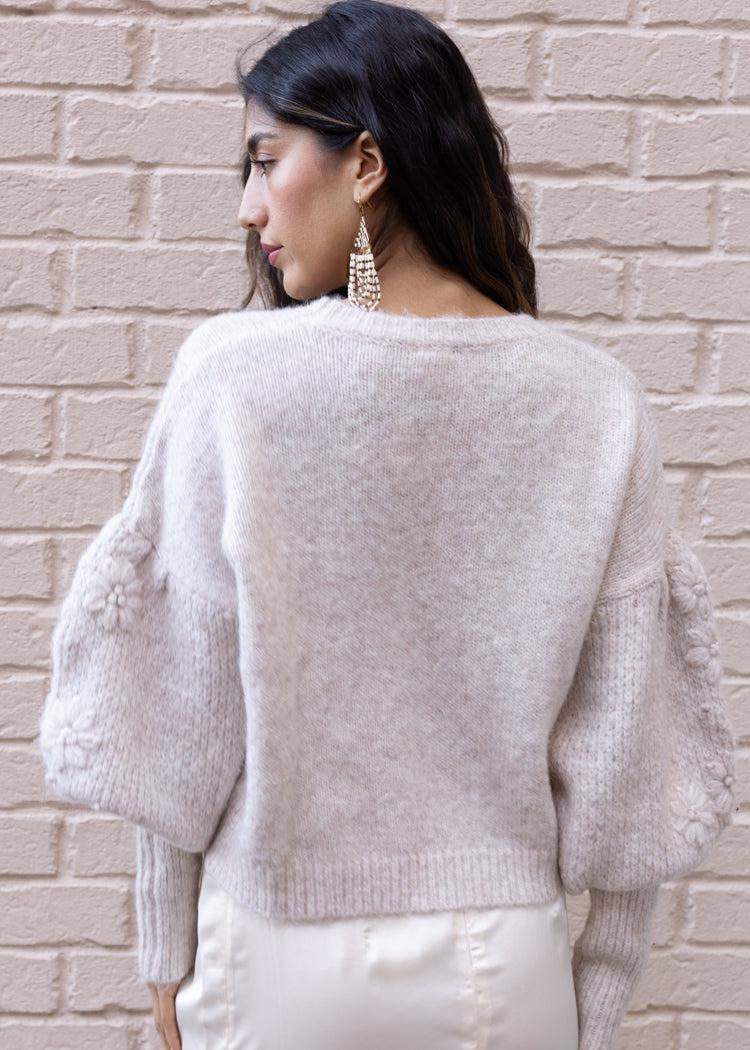 DRA Cynthia Sweater-Hand In Pocket