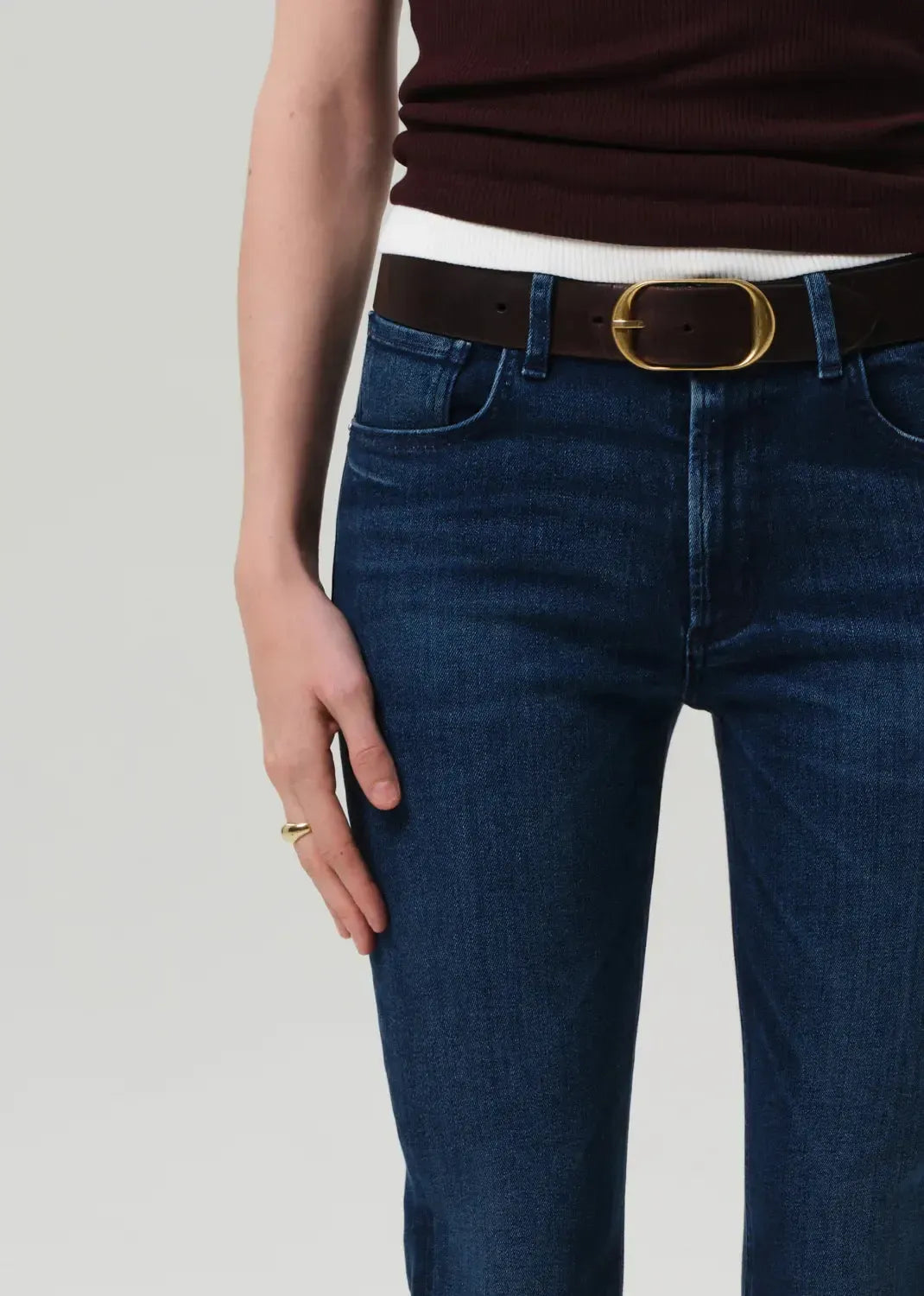 Citizens of Humanity Isola Cropped Bootcut- Regency-Hand In Pocket