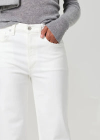 Citizens of Humanity Palma Straight Jean - Soft White-Hand In Pocket