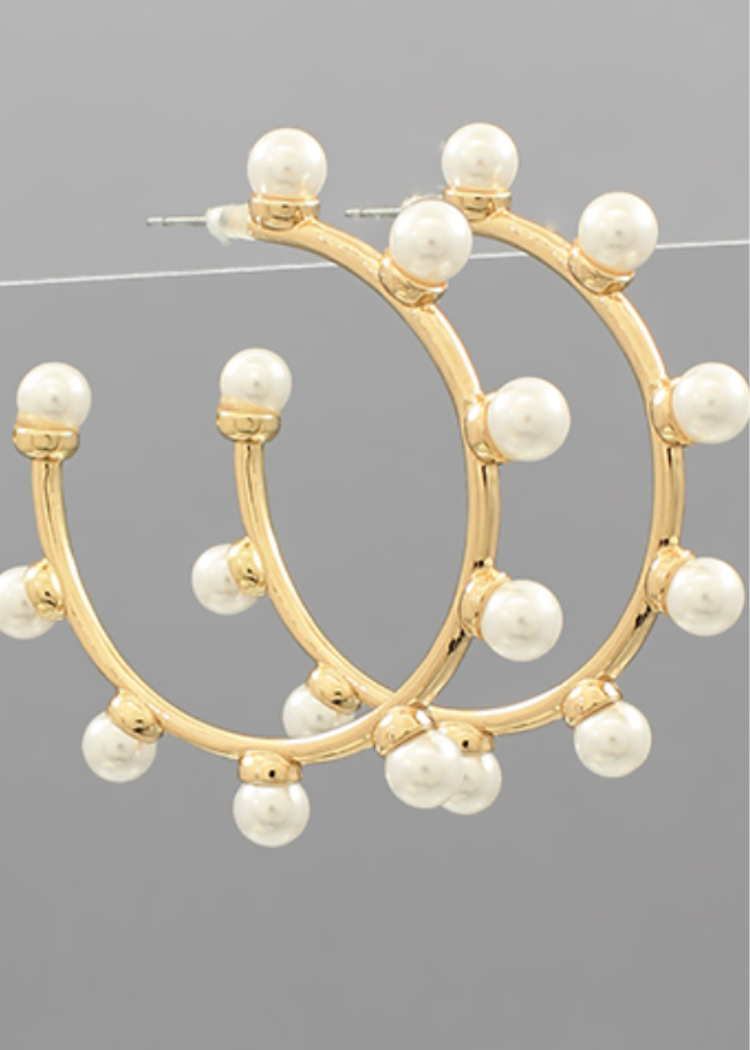 Gina Pearl Hoops - Gold/Cream-Hand In Pocket