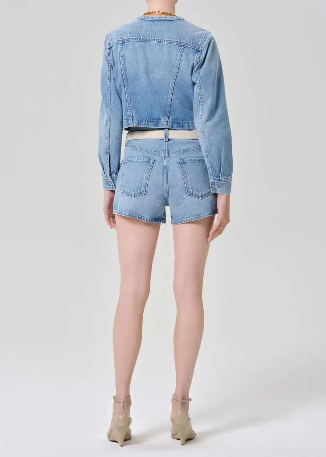 Citizens of Humanity Marlow Short - Emblem-Hand In Pocket