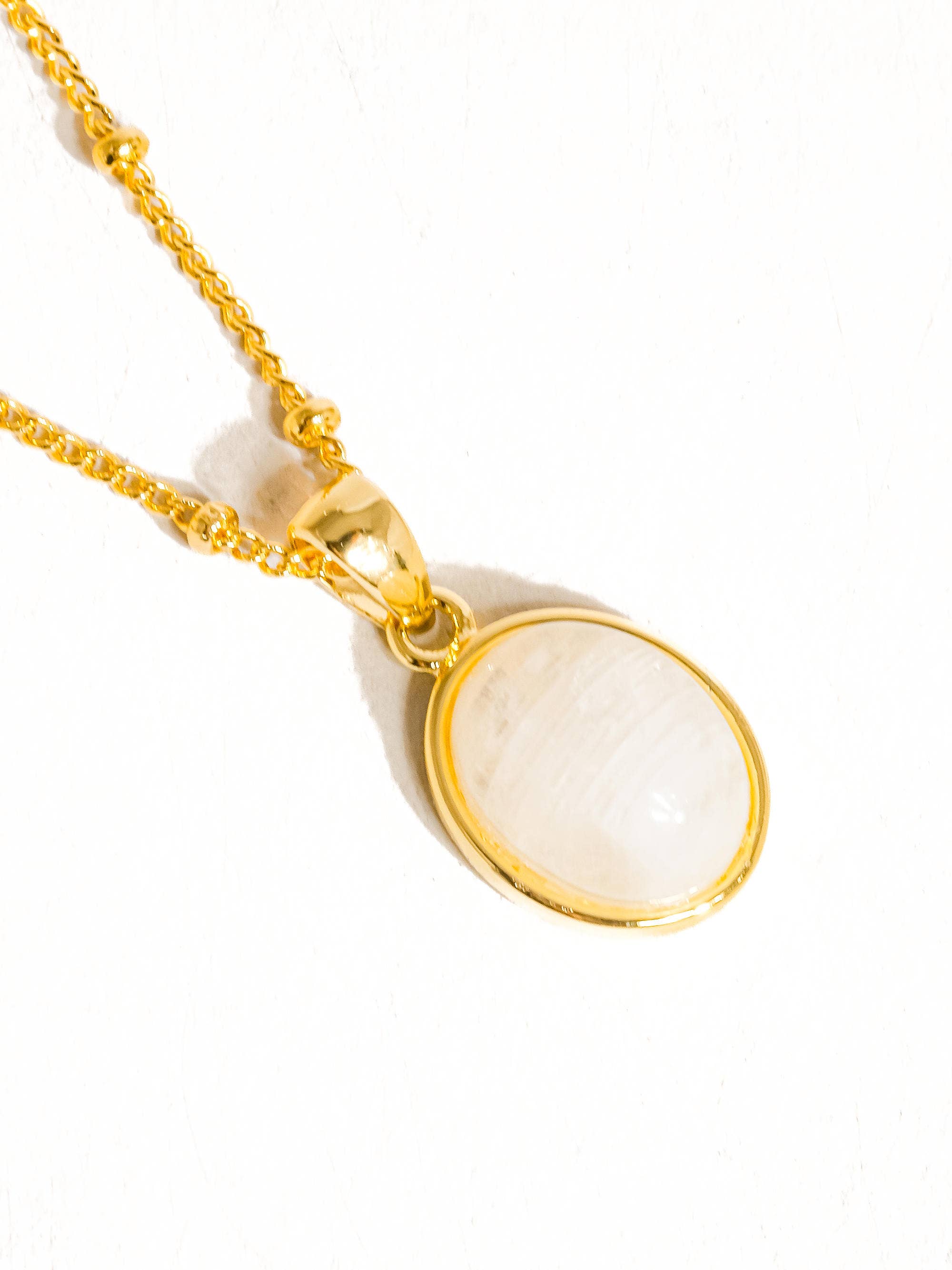 Caillou Natural Stone Necklace - Moonstone-Hand In Pocket