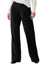 Sanctuary Slouchy Gab Trouser-Hand In Pocket