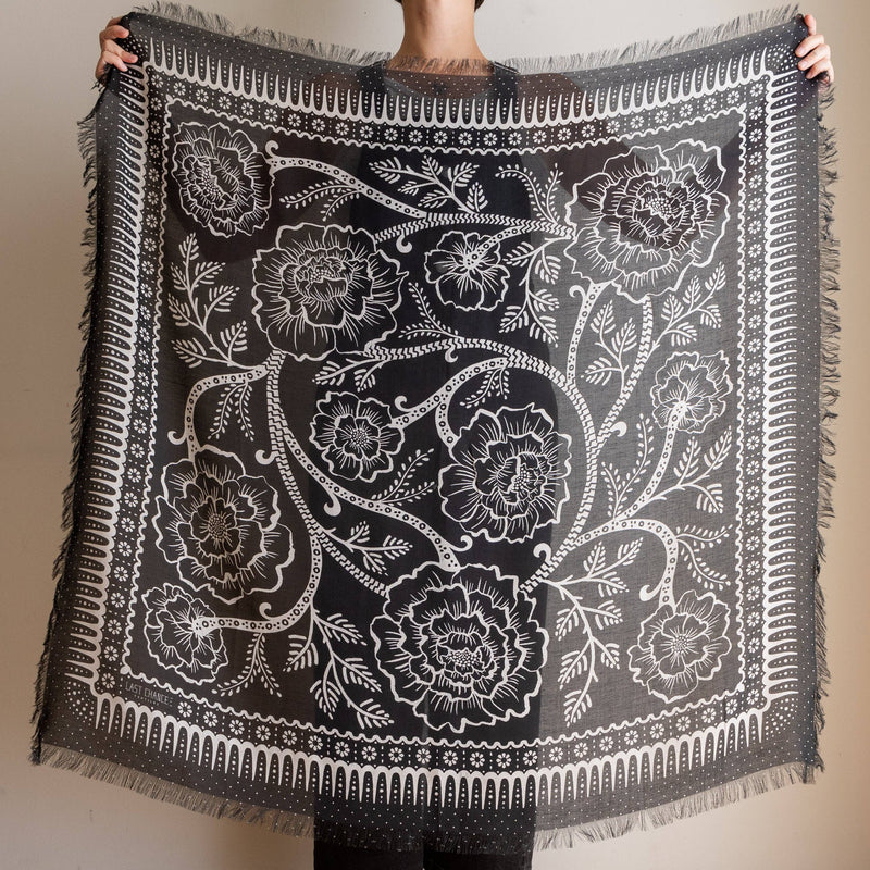 Oversize Fringe Bandana - Ramble in Black-Hand In Pocket