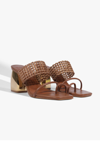 Schutz Aberdeen Heel- Cognac-Hand In Pocket