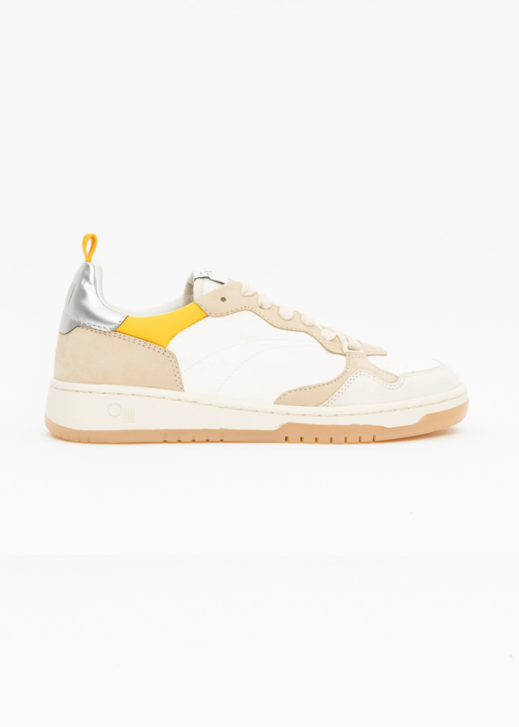 Oncept Phoenix Sneaker- Vanilla-Hand In Pocket