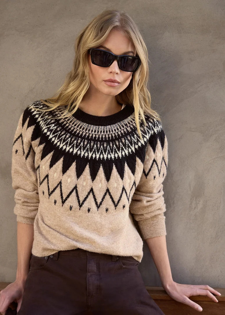 Velvet Heart Delvine Sweater - Dune Black Nordic-Hand In Pocket