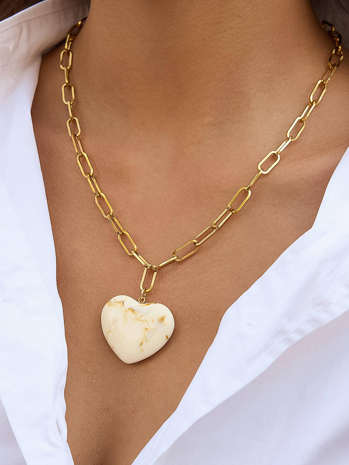 Rouelle 18K Gold Heart Chain Necklace - White-Hand In Pocket