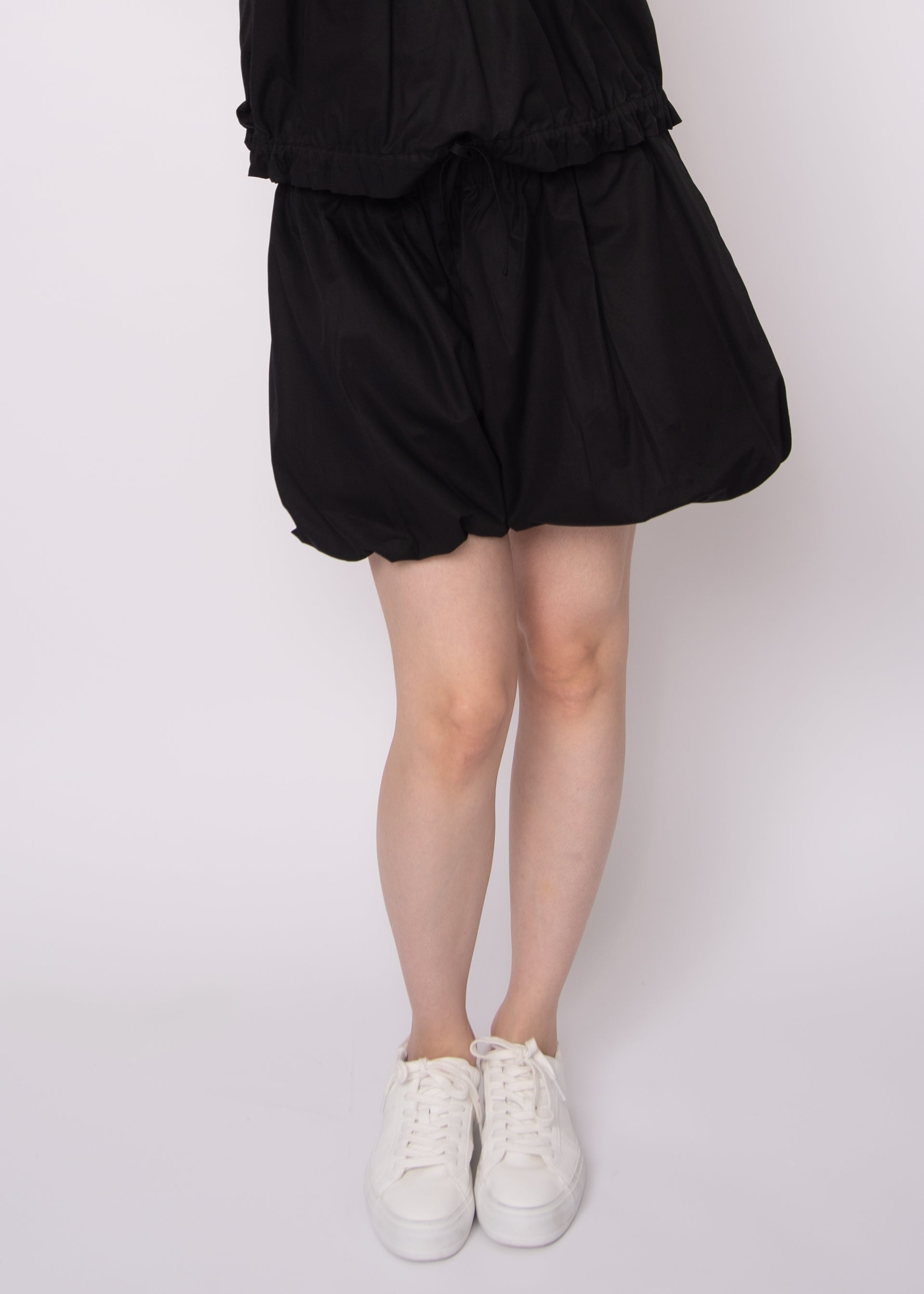 RD Style Kara Bubble Short - Black ***FINAL SALE***-Hand In Pocket