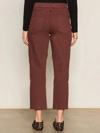 Sanctuary Cadence 90’s Straight Crop - Chicory-Hand In Pocket