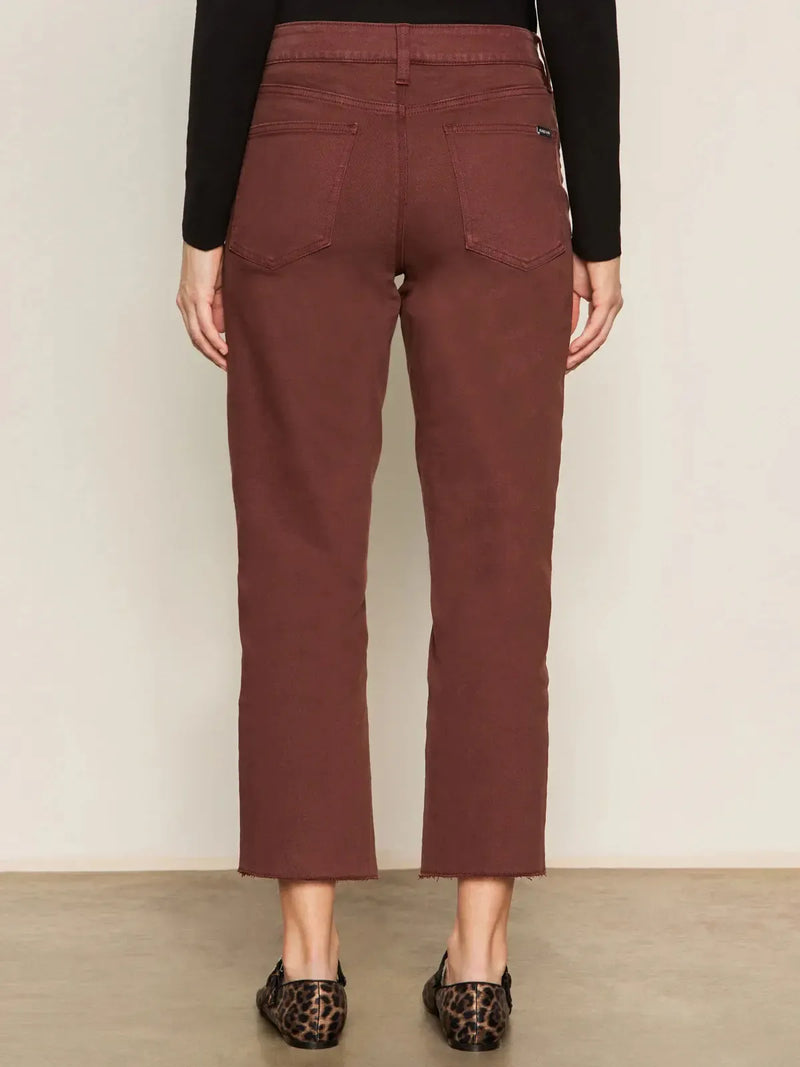 Sanctuary Cadence 90’s Straight Crop - Chicory-Hand In Pocket