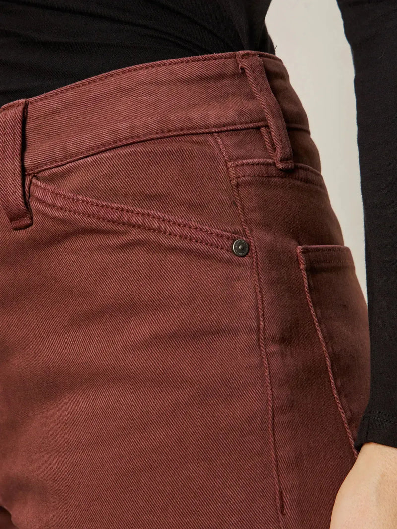 Sanctuary Cadence 90’s Straight Crop - Chicory-Hand In Pocket
