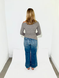 Frankie Sweater - Heather Grey-Hand In Pocket