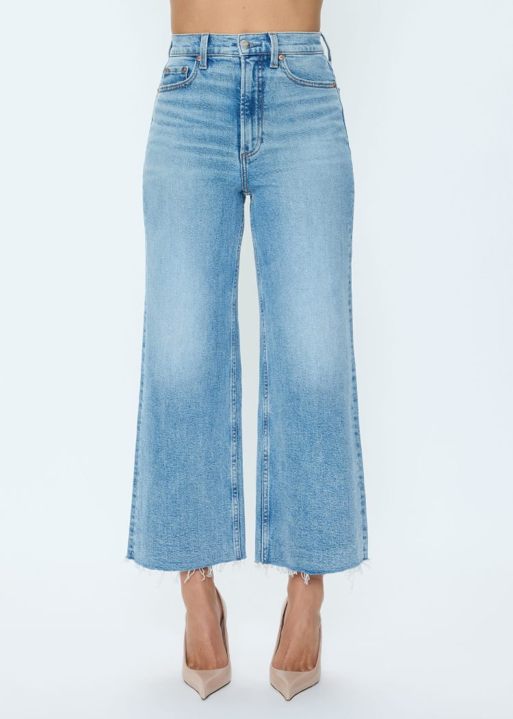 Pistola Lana Crop -Bistro-Hand In Pocket