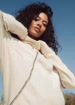 Elan Carolina Sweater - Beige-Hand In Pocket