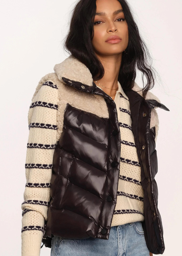 Heartloom Troye Vest- Black-Hand In Pocket
