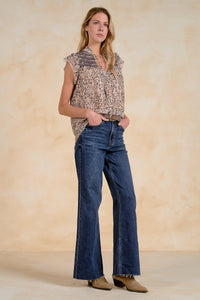 Elan Paloma Sleeveless Blouse - Brown Lia-Hand In Pocket