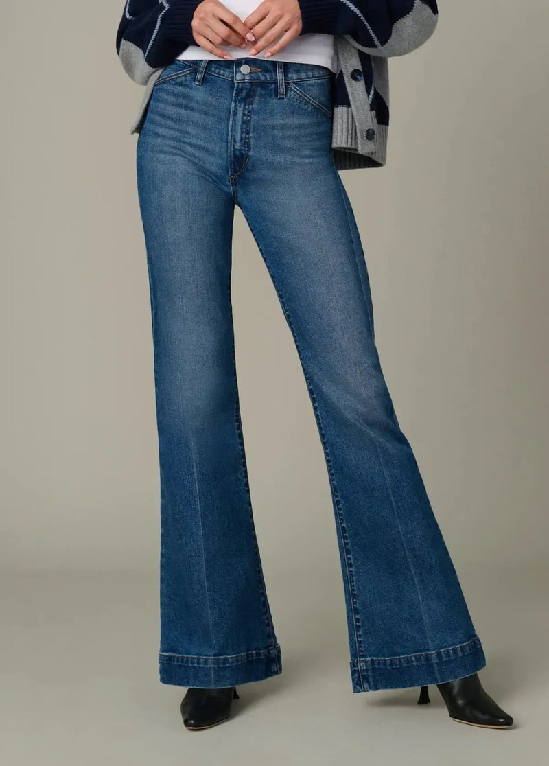 Joes Jeans The Molly Flare- Opulence-Hand In Pocket