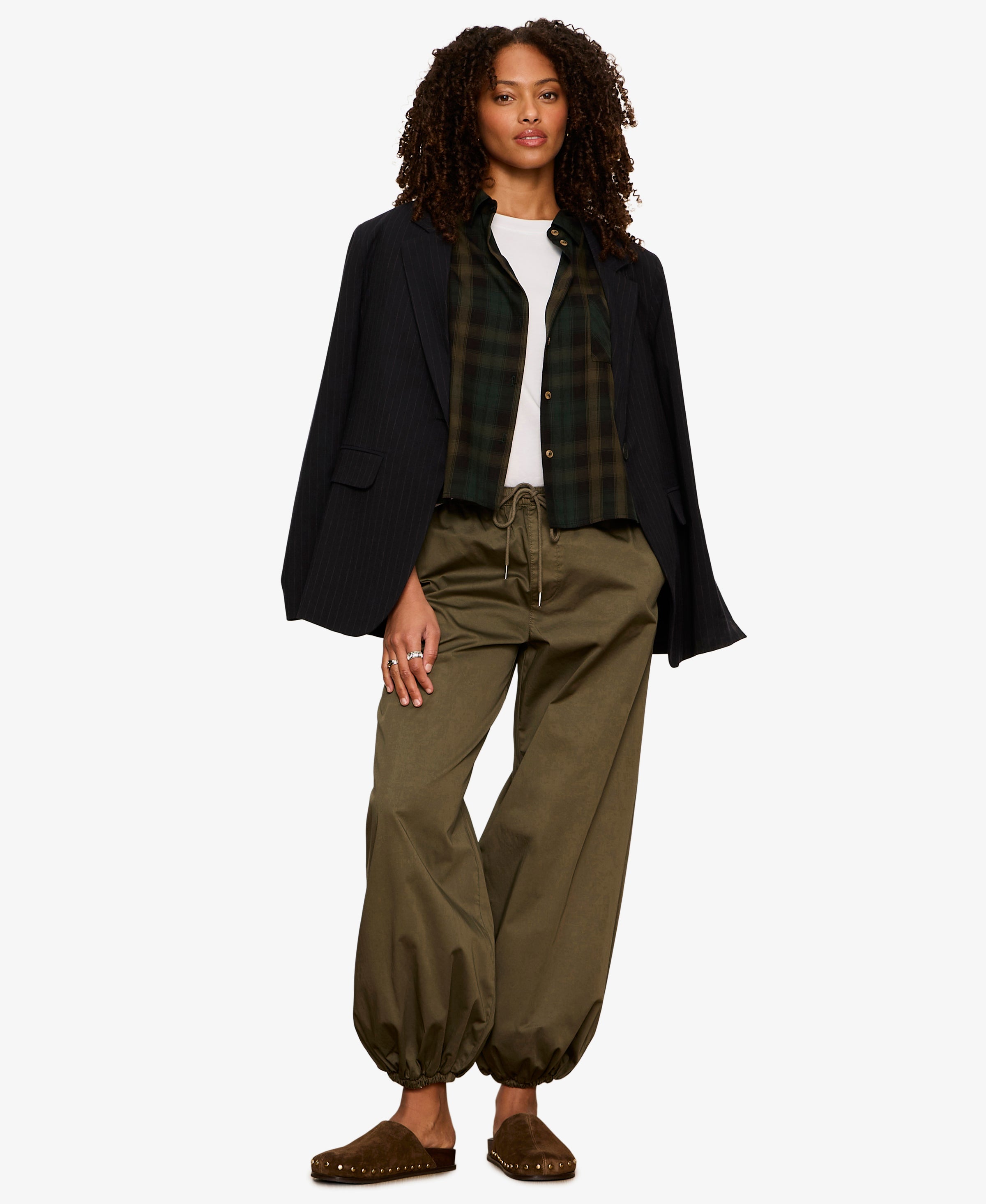 Sanctuary Float On Balloon Pant - Kalamata-Hand In Pocket