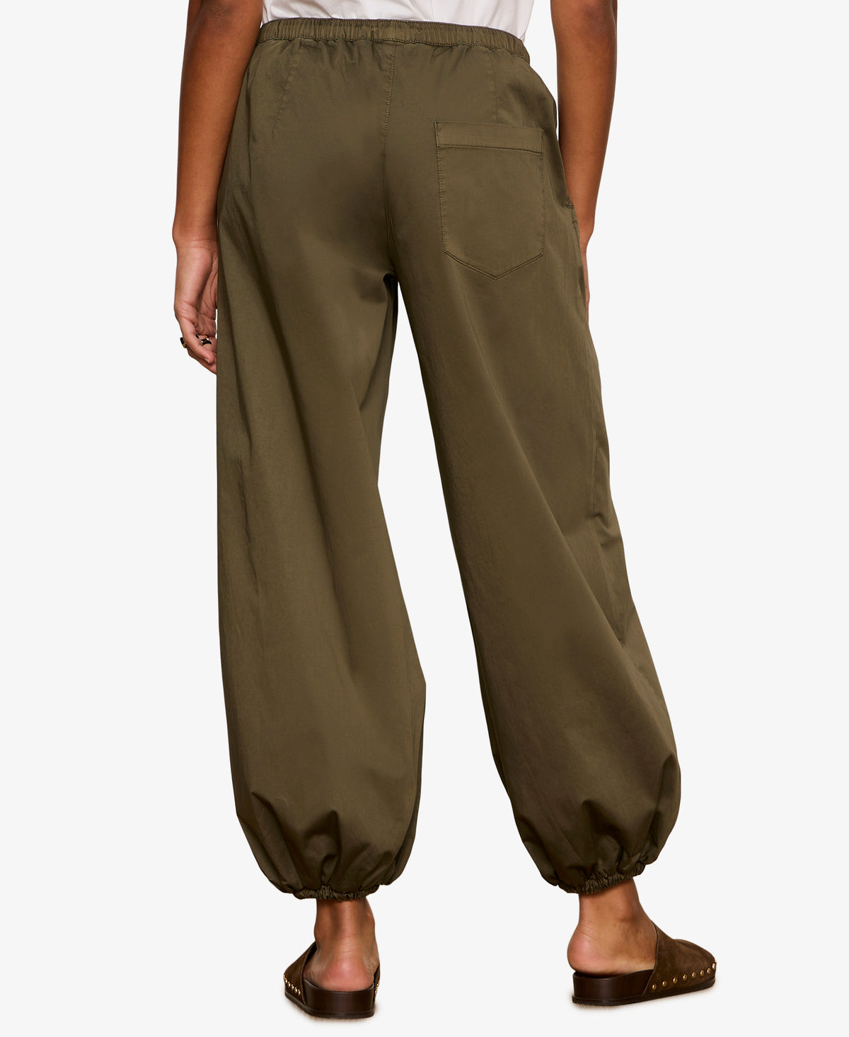 Sanctuary Float On Balloon Pant - Kalamata-Hand In Pocket