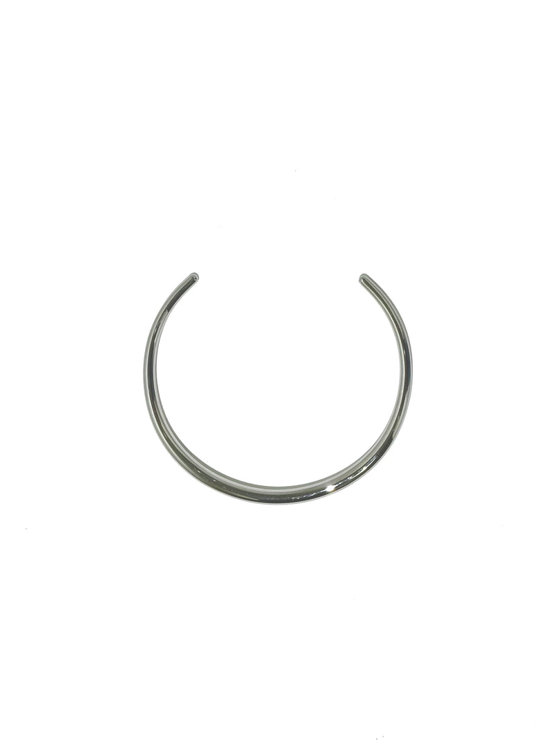 Azaria Cuff Necklace: Silver-Hand In Pocket