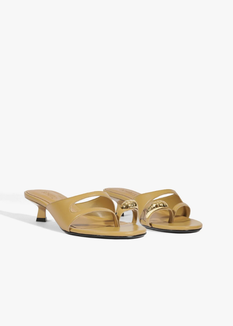 Schutz Elliote Heel- Fig-Hand In Pocket