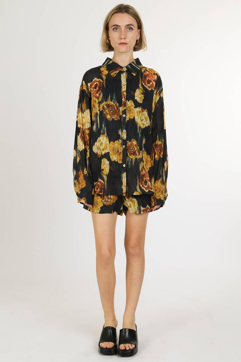 Suri Abstract Floral Shirt and Shorts Set-Hand In Pocket
