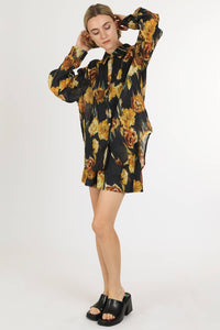 Suri Abstract Floral Shirt and Shorts Set-Hand In Pocket