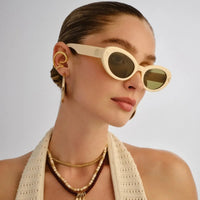 Le Specs Tootsie+ - Off White-Hand In Pocket