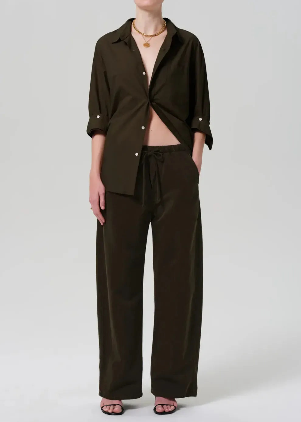 Citizens of Humanity Kayla Shirt - Dark Olive-Hand In Pocket