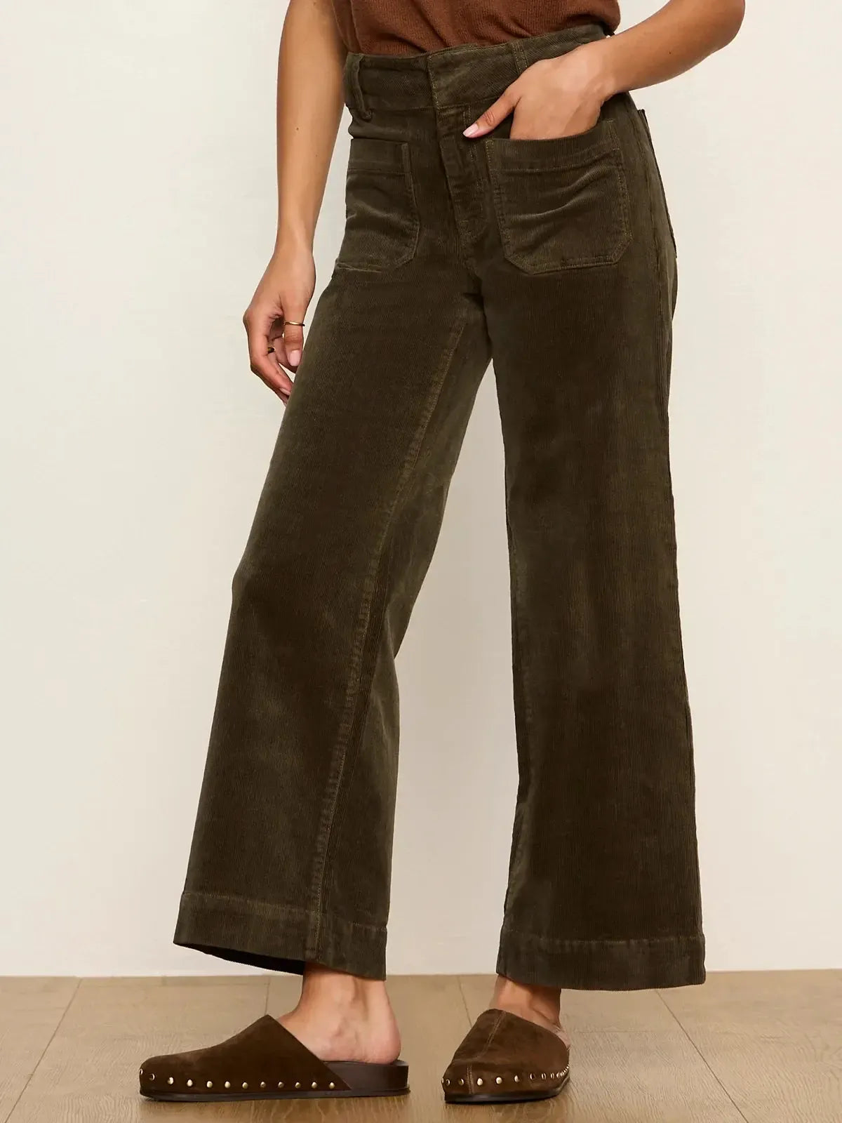 Sanctuary Chelsea Wide Leg - Kalamata-Hand In Pocket