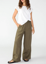 Sanctuary Smocked Wide Leg Pant - Mossy Green-Hand In Pocket