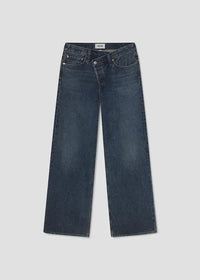 Agolde Arc Criss Cross Jean- Form-Hand In Pocket