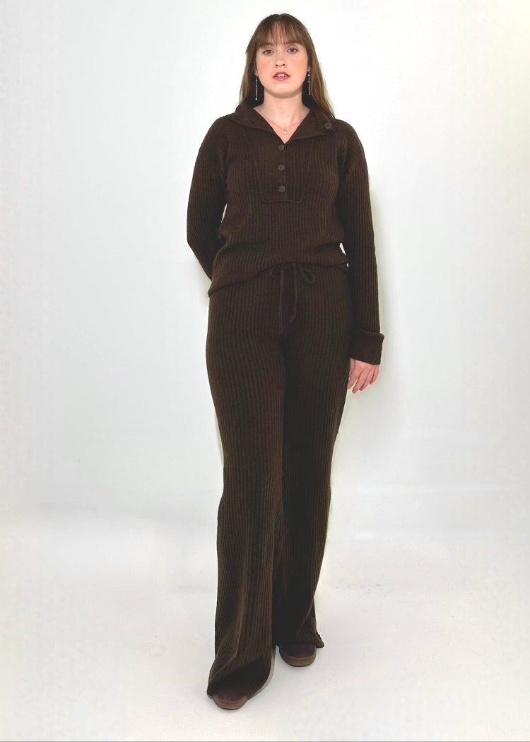 Bobi  Funnel Neck Henley - Umber