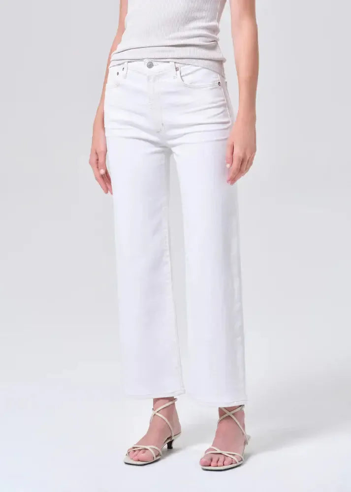 Harper Crop Straight Jean - White Wash-Hand In Pocket