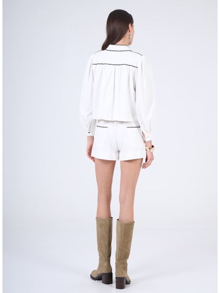Aylaya Guatemala Top- White-Hand In Pocket
