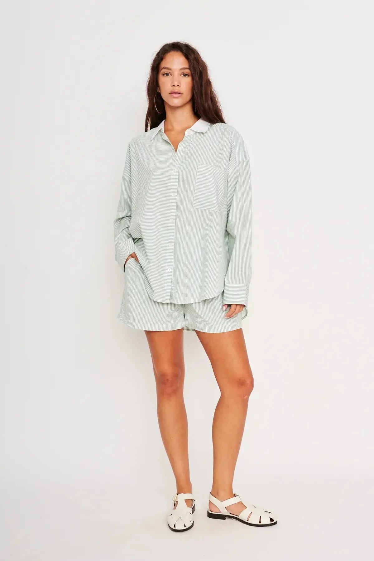 DRA Benson Short - Mint-Hand In Pocket